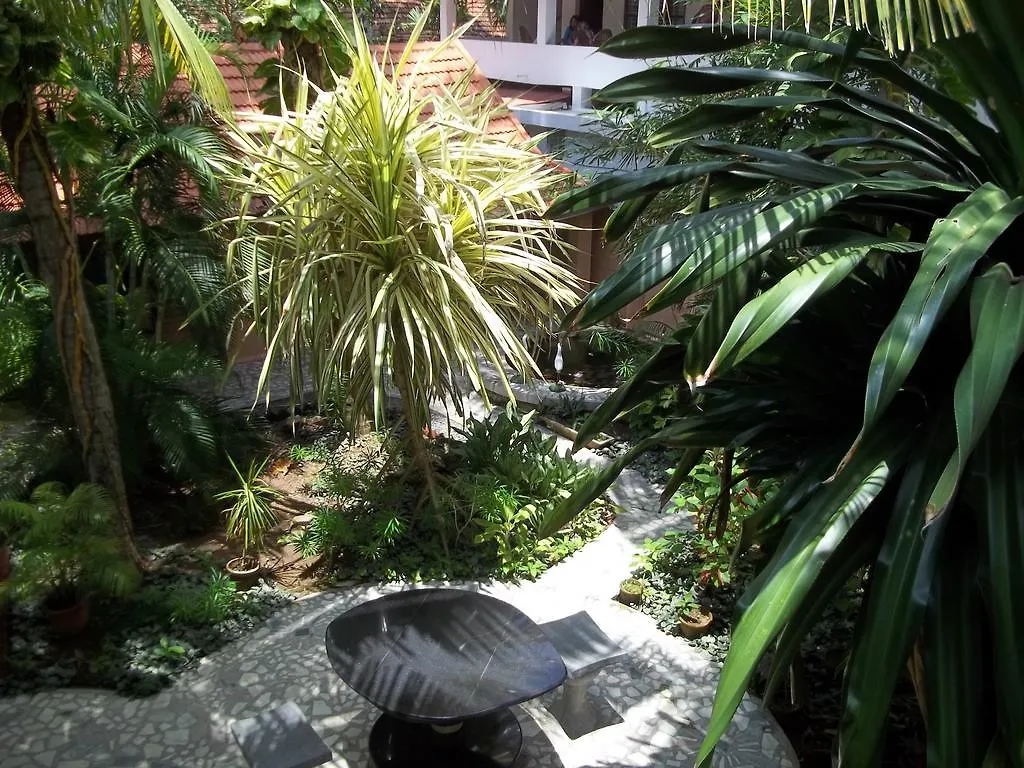 Maharaju Palace Kovalam Resort